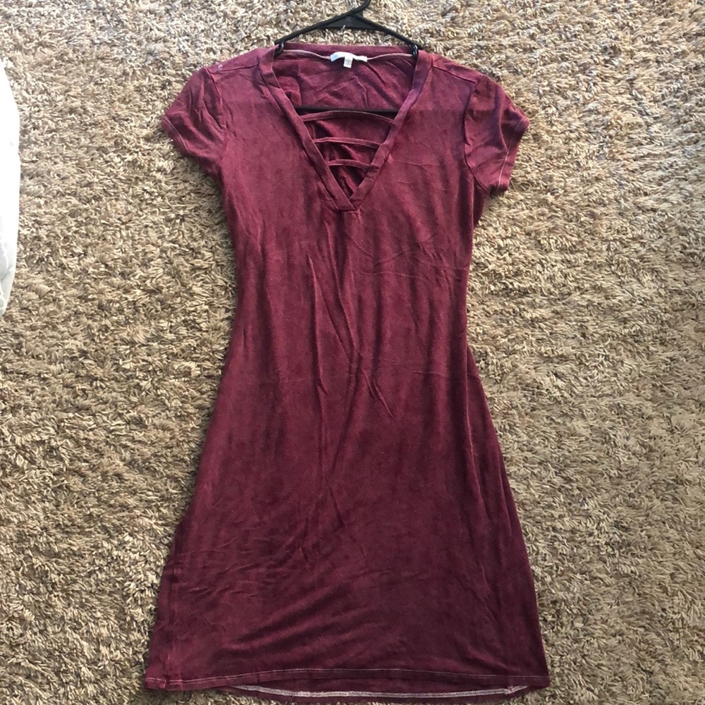 Short sleeve dress with v neck, and open back.